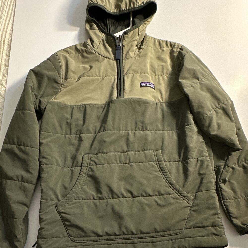 Patagonia Men’s Olive and Green Two Tone Pack in Hoodie size small EUC 20895